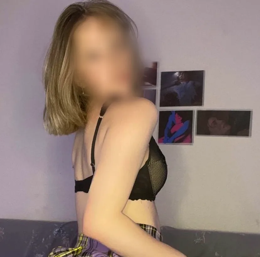 Barbara, 21