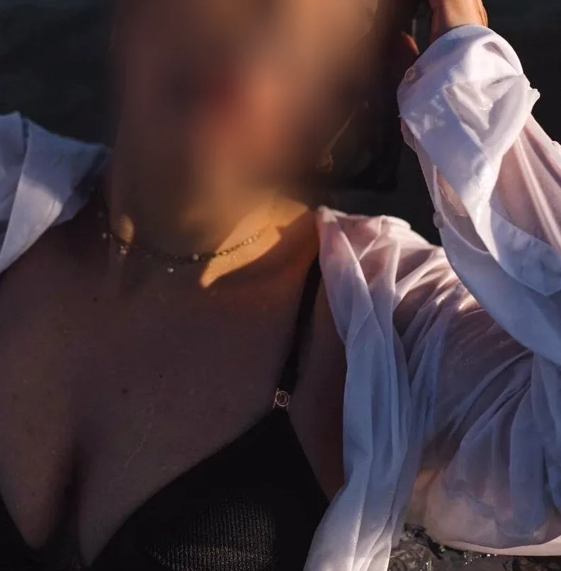 Melanie, 30