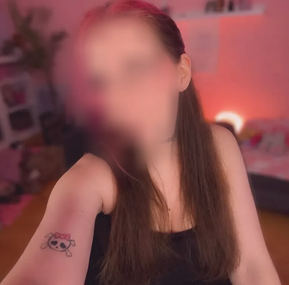 Mia, 31