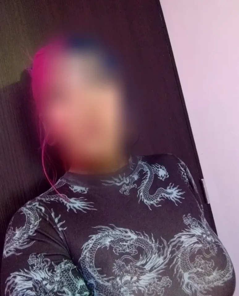 Sanja, 32